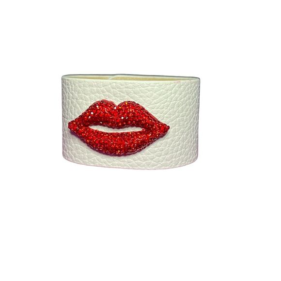 Rhinestone Kiss Red Lip White Cuff Bracelet Adjustable Snap - Picture 12 of 14